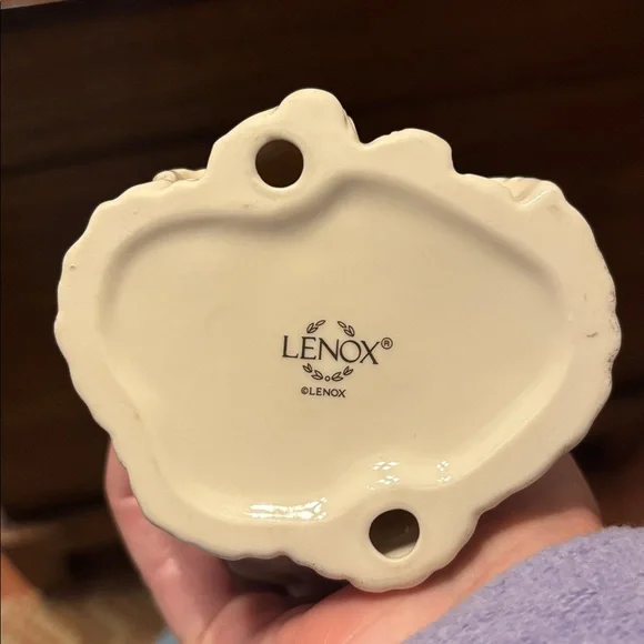 Lenox Petals and Pearls Poinsettia Santa figurine bud vase appx 6” tall - Picture 6 of 8